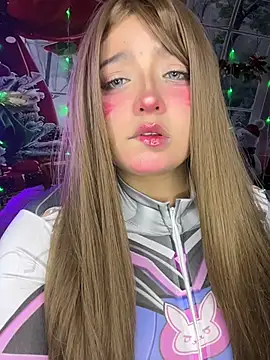 CharlotteMillers online show from 11.18.25