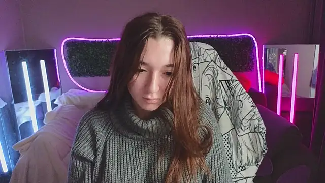 Snapshot of YasmineWest chatting on 11.07.25 YasmineWest online show from 11.07.25