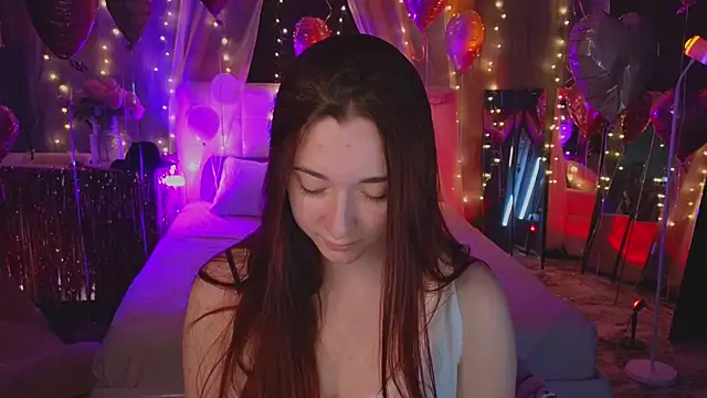 YasmineWest online show from 02.12.26