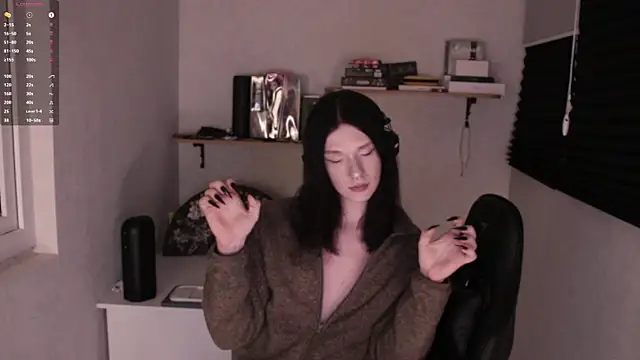 Snapshot of carthylovvve chatting on 02.03.25 carthylovvve online show from 02.03.25