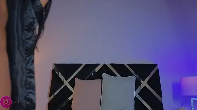 Snapshot of gisellejones1 chatting on 09.09.25 gisellejones1 online show from 09.09.25