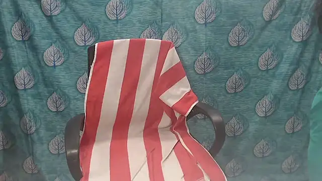 Snapshot of Sophia_your chatting on 10.10.25 Sophia your online show from 10.10.25