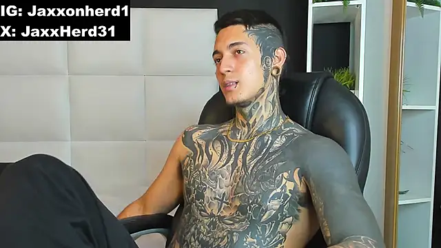 Snapshot of JAXXXONHERD chatting on 12.02.24 JAXXXONHERD online show from 12.02.24