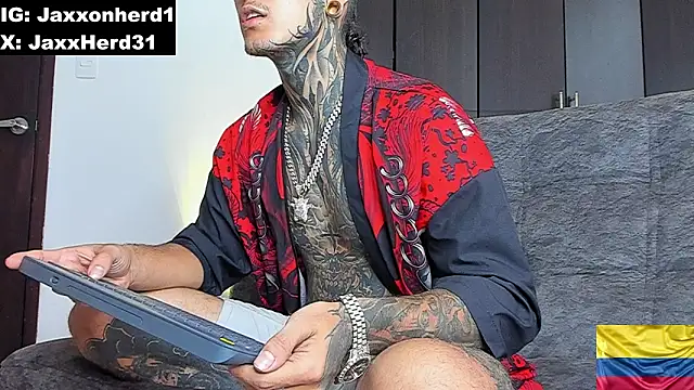 Snapshot of JAXXXONHERD chatting on 12.26.24 JAXXXONHERD online show from 12.26.24