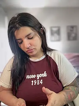 Snapshot of horny_roomiess chatting on 10.26.25 horny roomiess online show from 10.26.25