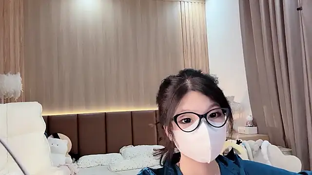 Jennie Spa online show from 09.26.25