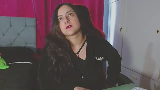 Noamartin  online show from 10.14.25