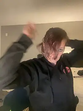 Snapshot of renegade_vyxxen chatting on 01.15.25 renegade vyxxen online show from 01.15.25