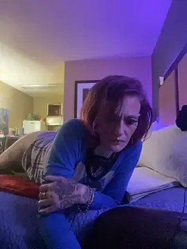 Snapshot of renegade_vyxxen chatting on 02.05.25 renegade vyxxen online show from 02.05.25