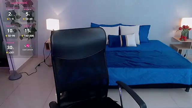 JasmineCampbell  online show from 10.10.25