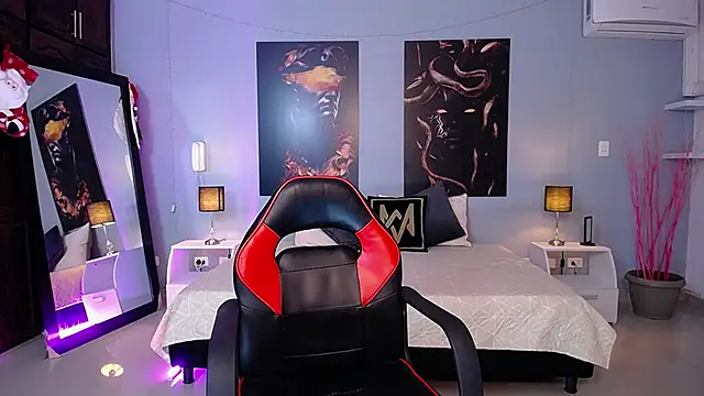 JasmineCampbell  online show from 01.06.26