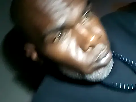 Snapshot of Blkstylion chatting on 10.20.25 Blkstylion online show from 10.20.25