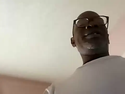 Snapshot of Blkstylion chatting on 10.29.25 Blkstylion online show from 10.29.25