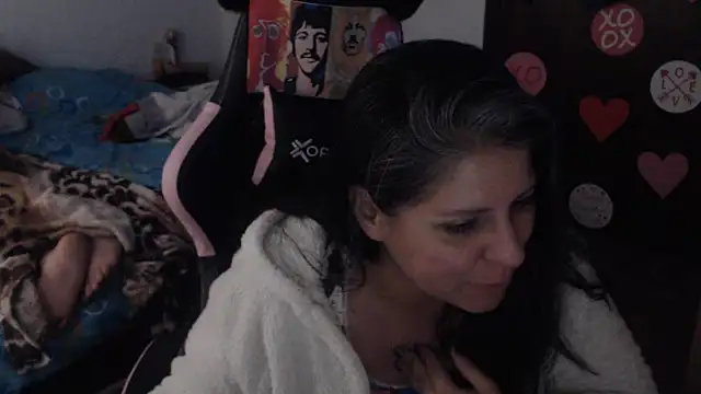 Snapshot of LucifernandaSw chatting on 02.21.26 LucifernandaSw online show from 02.21.26