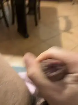 cumshotmen98 online show from 03.26.26
