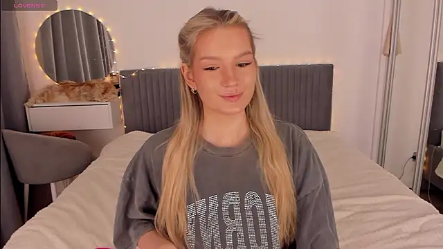 CassieRayss online show from 02.22.26