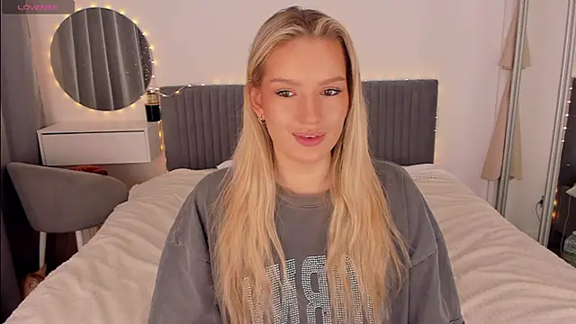 CassieRayss online show from 02.23.26