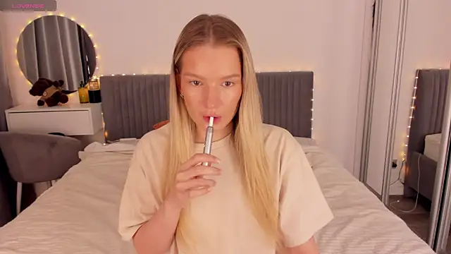 CassieRayss online show from 07.05.26