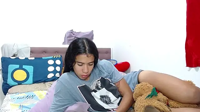 CleoAndAshley online show from 12.24.24