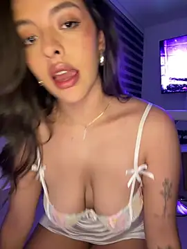 martina duque  online show from 03.21.25