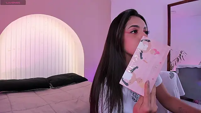 martina duque  online show from 03.14.26