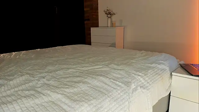 Rachel Rey online show from 11.03.25