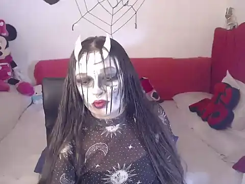 Snapshot of Angela_18honey chatting on 11.01.25 Angela 18honey online show from 11.01.25