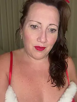 xsexycurvymilf online show from 12.19.24