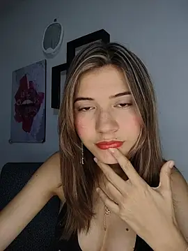 Snapshot of hanaa_18 chatting on 11.02.25 hanaa 18 online show from 11.02.25