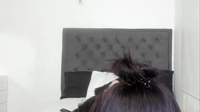 Snapshot of sara_evans02 chatting on 02.13.25 sara evans02 online show from 02.13.25