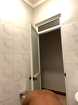 Snapshot of Dellah26 chatting on 10.22.25 Dellah26 online show from 10.22.25