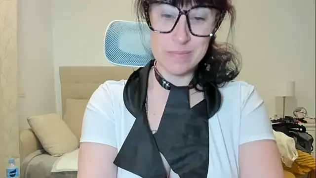 Snapshot of emmita69_ chatting on 02.16.26 emmita69 online show from 02.16.26