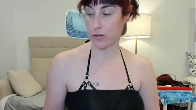 Snapshot of emmita69_ chatting on 02.28.26 emmita69 online show from 02.28.26