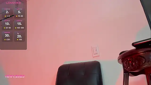 Karoline Marin online show from 01.18.25