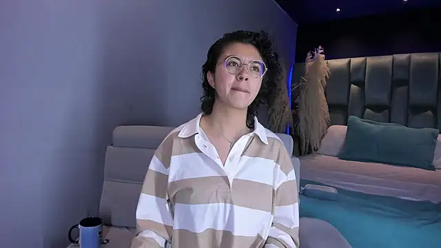 Amareto  online show from 01.15.25