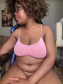 SSEXYBUBBLEBUTT101 online show from 12.29.24