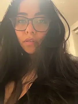 PetitLumiere online show from 04.11.26