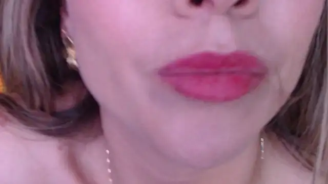 Snapshot of Ammy_Castro chatting on 02.03.25 Ammy Castro online show from 02.03.25