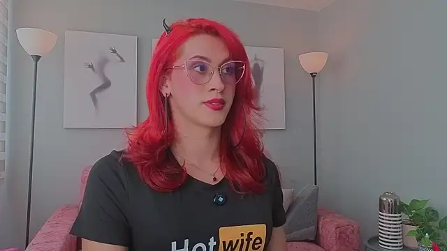 Juliana Saenzz online show from 02.20.26