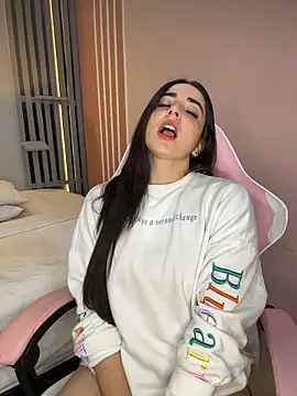 Snapshot of Victoria-And1 chatting on 02.04.26 Victoria-And1 online show from 02.04.26