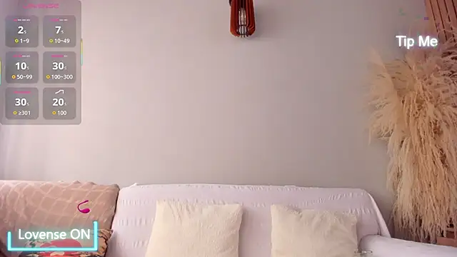 neo dimou  online show from 10.12.25