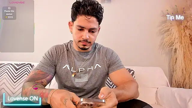 neo dimou  online show from 10.28.25