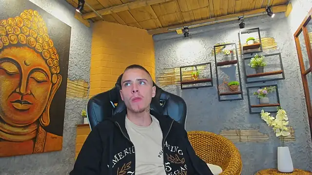 Snapshot of JordanThompson_ chatting on 03.19.25 JordanThompson  online show from 03.19.25
