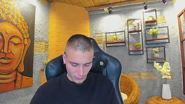 Snapshot of JordanThompson_ chatting on 03.19.25 JordanThompson  online show from 03.19.25