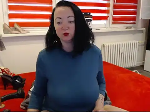 Snapshot of Alexie33 chatting on 03.11.25 Alexie33 online show from 03.11.25