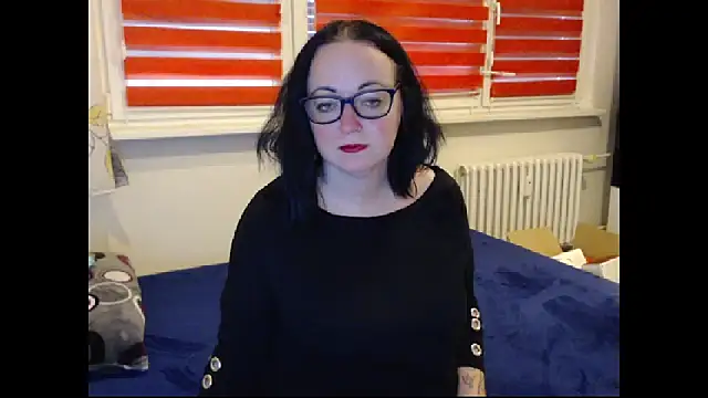 Alexie33 online show from 11.23.25