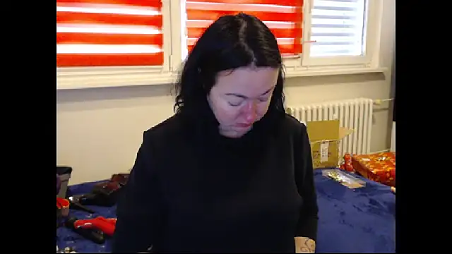 Alexie33 online show from 12.17.25