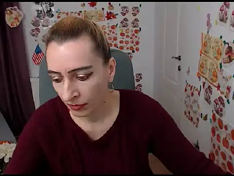 EvelynAngell online show from 09.29.25