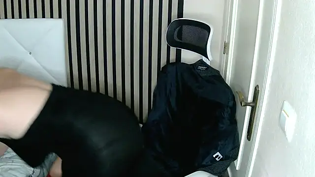 xxNoeliaxx online show from 03.21.25