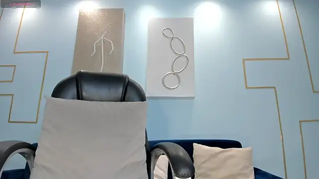 JessicaWilliams1 online show from 03.08.25